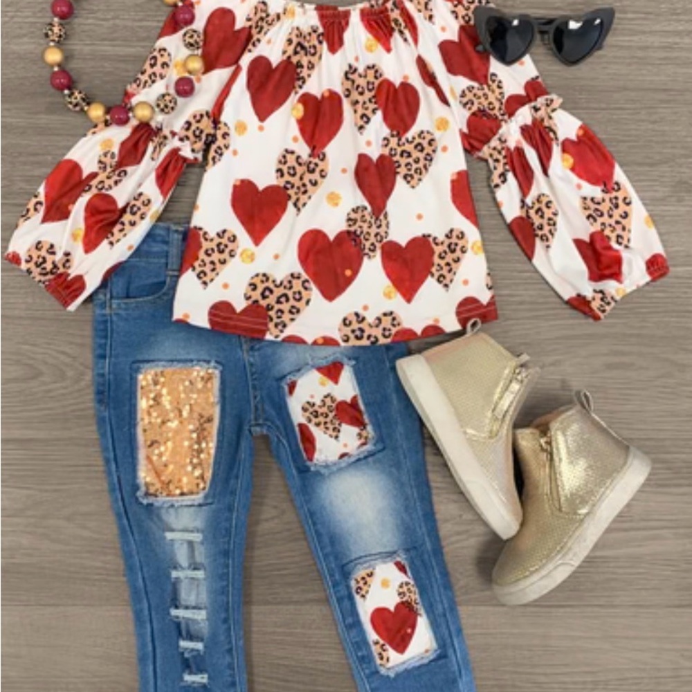 Charming Hearts and Leopard Long Sleeve Kids Tee